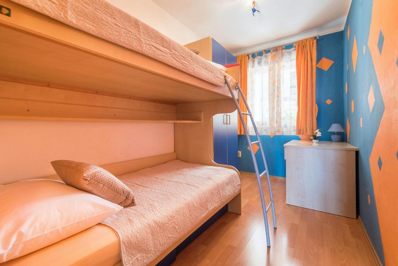 Apartments Ivanka Округ-Горній Екстер'єр фото